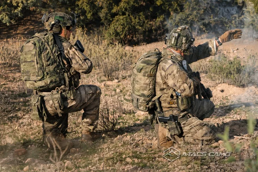 A-TACS Camo iX pattern operator, field 1