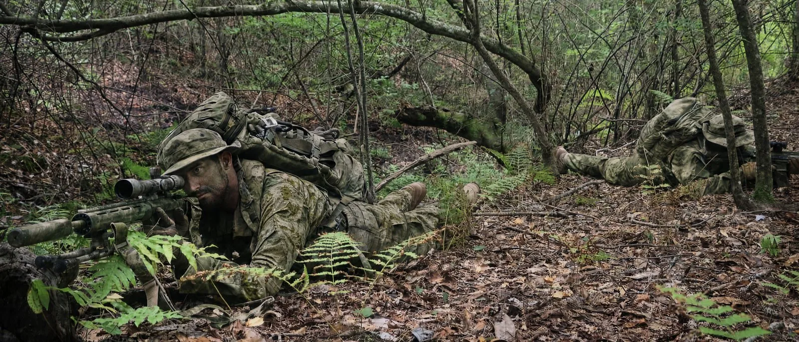 A-TACS FG Delta sniper team in overwatch position